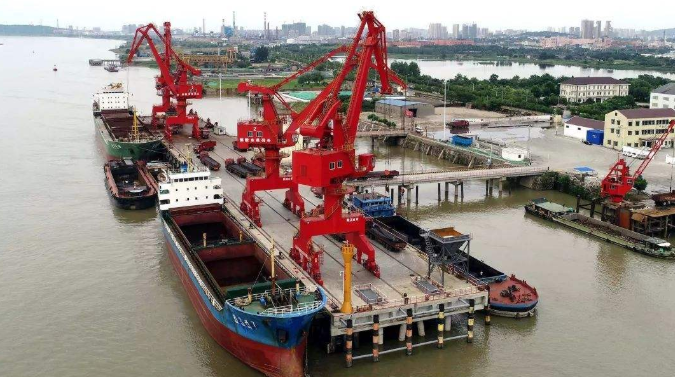 铁岭概述露天料场港口封闭问题的实行方法